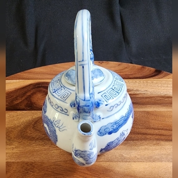 Vintage Asian Hand Painted Blue TeaPot. - Picture 2 of 8